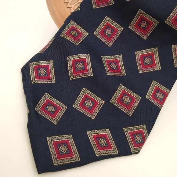 Bert Pulitzer 100% Silk Foulard Geometric Pattern Necktie Men's Tie - Picture 6 of 12